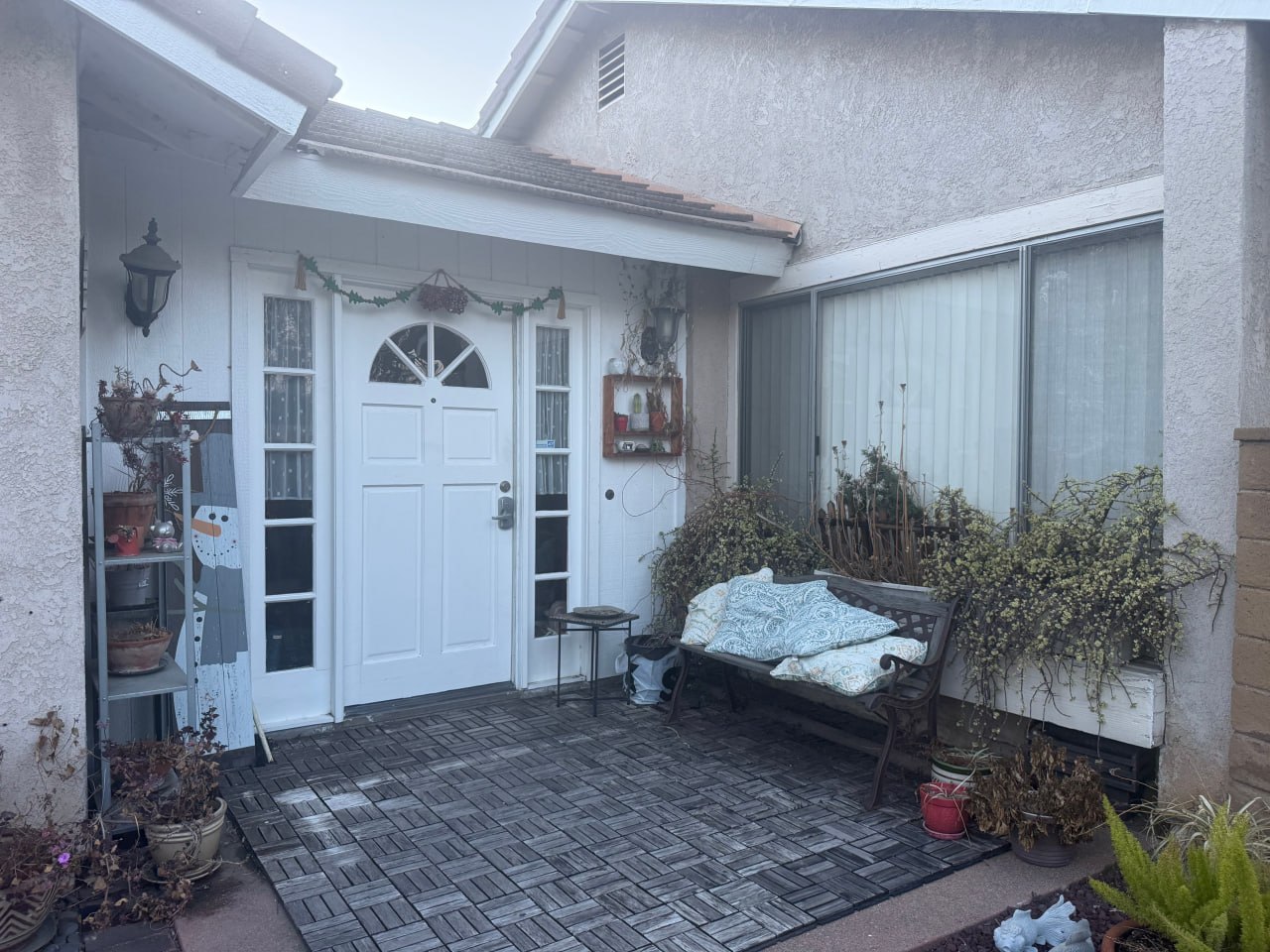 Your front porch before the makeover